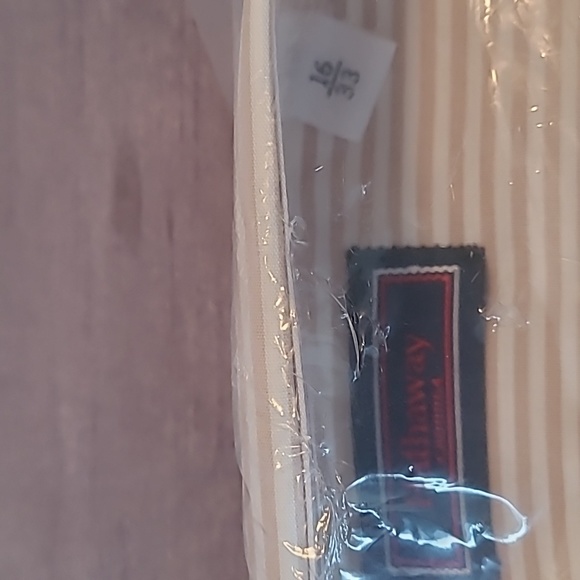 Hathaway Men Long Sleeve Shirt - Picture 2 of 2